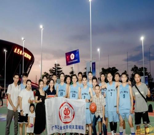 夢回當年！5年前，羅杰陳航李翔曾冰強再披廣工戰袍