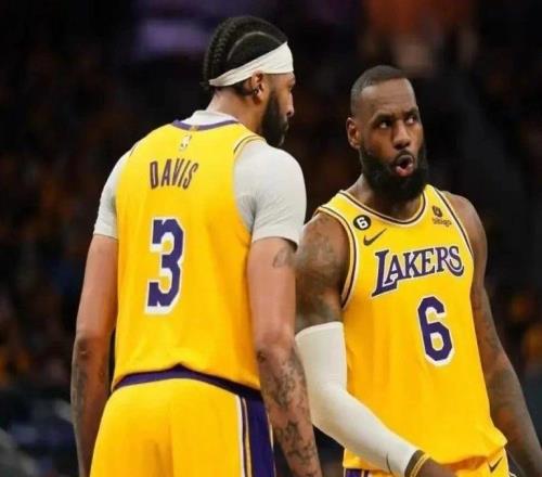 浓眉争夺战打响!名记曝多队评估交易方案,湖人或出手让詹眉重聚