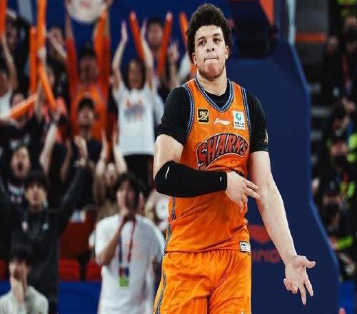 上海男篮四名外援全部确定!重金挖山西辽宁头牌小外,内线NBA级