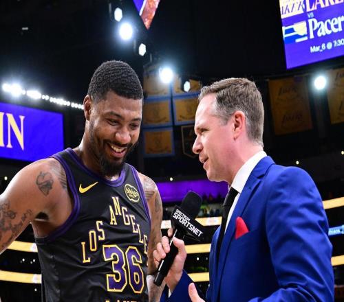 正负值+141全队第一!湖人捡漏1100万悍将真香:詹皇冲冠绝配