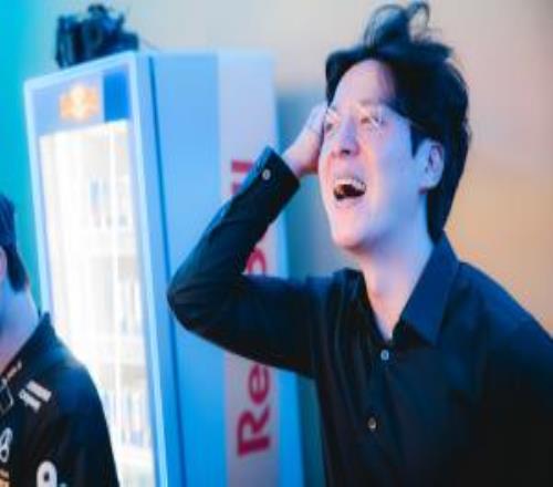 KKOMA：不覺(jué)得半決賽的TES會(huì)比AL更容易應(yīng)對(duì)，準(zhǔn)備時(shí)間太少了