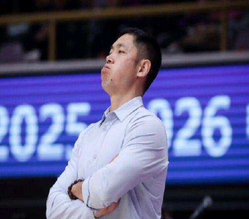 两战狂输52分!带队18战11负,CBA本赛季第6位下课主帅浮出水面