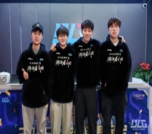 BLG發布接機返圖：歡迎2026全球先鋒賽冠軍凱旋！