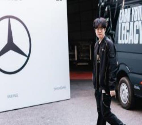 Zeus:回頭看這一年本有很多機會去奪冠,八強出局留下了很多遺憾