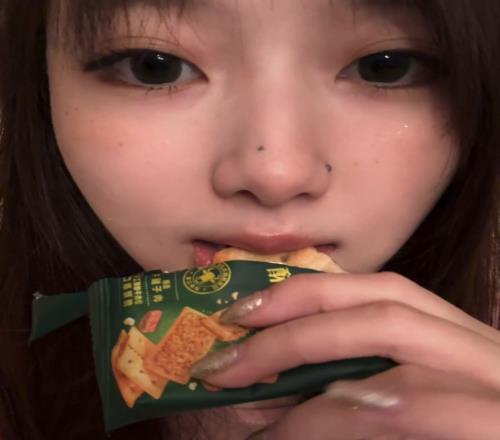 真跟天舒在一起啦互動(dòng)主持阿芙曬男友視角：今天吃醉雞煲