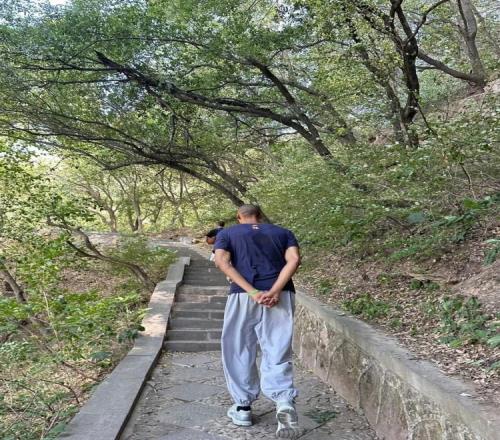 10天閉關修行！馬刺官博：文班的少林寺修行接近尾聲了