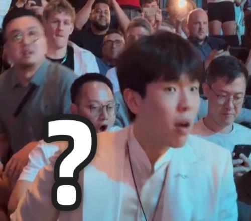 現場直擊：楊瀚森在16順位被選中後一臉錯愕驚出表情包！