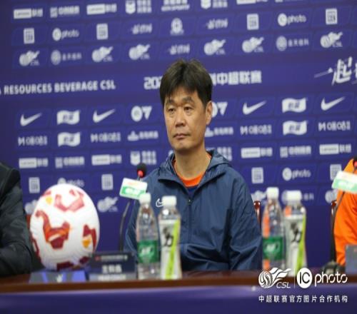 李霄鵬：奧古斯托確定缺席明日比賽蘭克爾澤肯定會上場