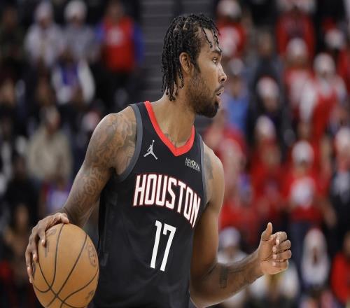 火箭2连胜,乌度卡再变阵!锋线大闸复出,重回首发!2老将被雪藏