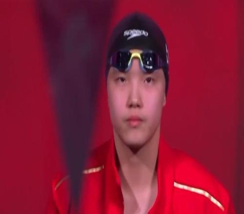 全运会女子200米混合泳半决赛：13岁于子迪第一，余依婷第二