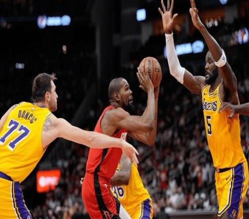 狂轰9连胜!首支季后赛球队诞生!总冠军还有悬念,但MVP没悬念了