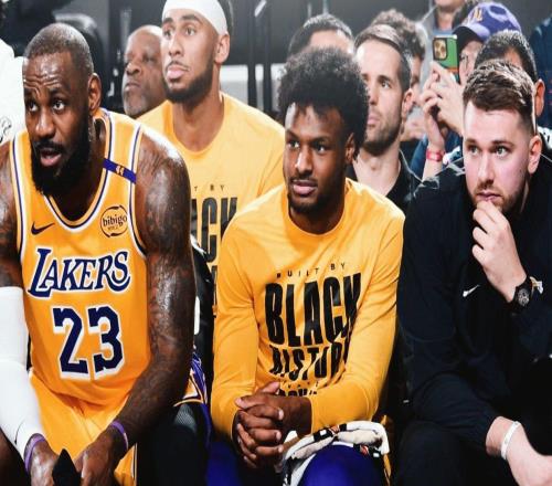 NFL球星质疑布朗尼是否有打NBA的实力:他都不是G联赛的得分前50