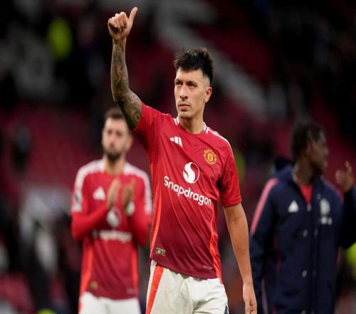 冲击4连胜!曼联赛前传出好消息:27岁世界冠军归队训练