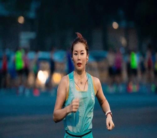 南京跑團故事Loveelite女隊員基本都達國一，被視為“女性自我成長學院”