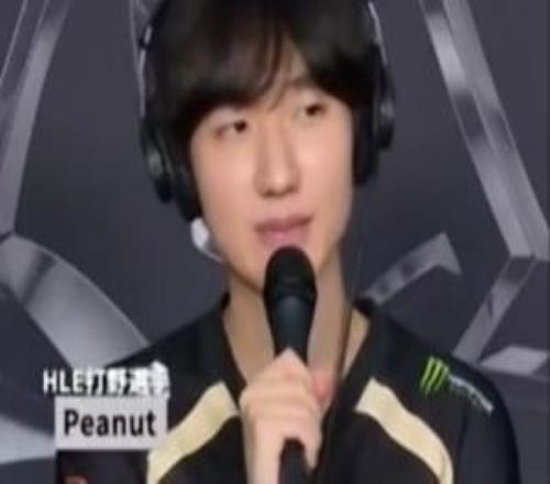 Peanut：想笑著跟大家道別，大家喊我名字時(shí)有點(diǎn)想哭