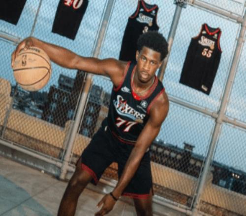 从2400人小岛打进NBA,他才真是“上乔下科”