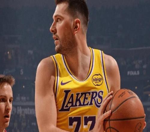 惨败骑士!老詹11+3泪洒赛场,东契奇空砍29+6,湖人要迎来新结局