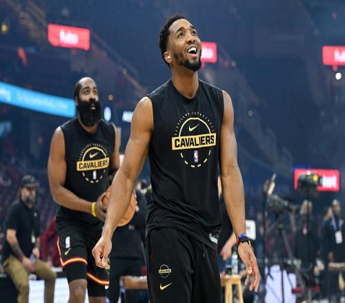 骑士消息:东部冠军赔率出炉,悍将复出倒计时,战魔术出场更新