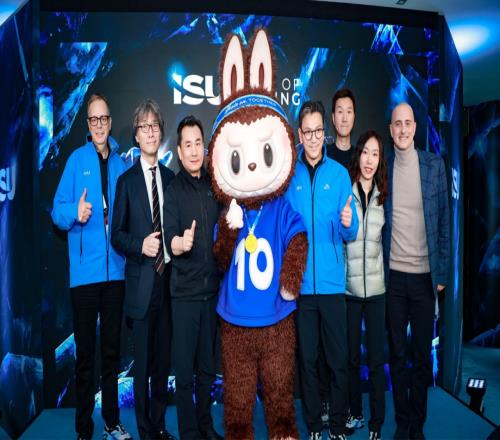 以專(zhuān)業(yè)“護(hù)航”裁判團(tuán)和頒獎(jiǎng)官，中國(guó)品牌在冬奧實(shí)現(xiàn)反向突圍