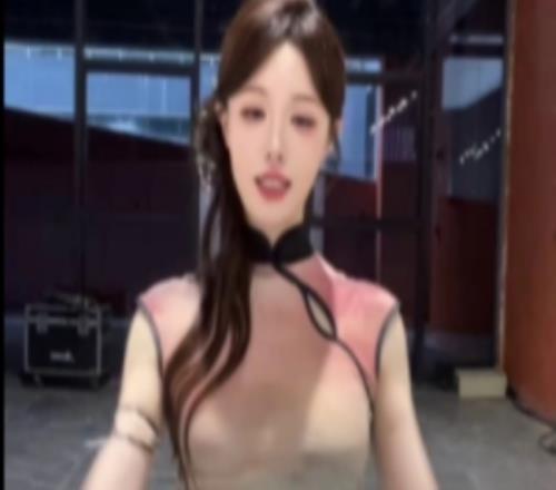 主持一意发布视频：新春主题周跳一首chinesetrend