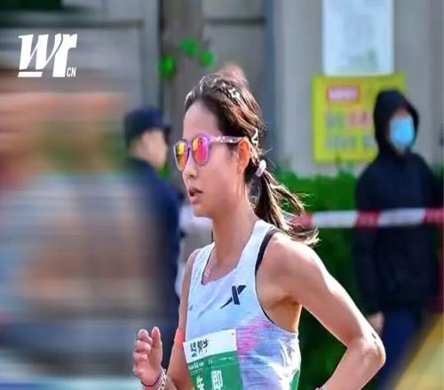 大众一姐朱卿对国际选手“五连追”秘辛，她与罗源做对了什么