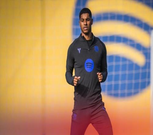 巴萨官方:拉什福德已从流感中康复,并参加了周日的训练