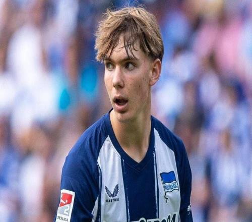 德天空:拜仁考慮今夏簽下柏林赫塔16歲中場艾希霍恩