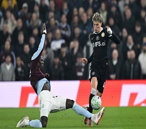 掉链子,维拉近6轮英超仅取1胜,二月至今只拿5分