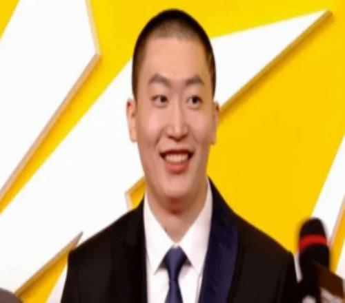 口无遮拦被爆破管泽元一句“大高个就得玩女明星”引热议