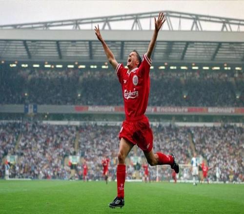 欧文:离开皇马时我只想回利物浦,加盟纽卡有秘密条款