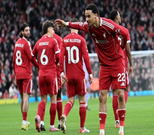 利物浦20布莱顿!4轮不败暂升第6新援闪击+双响萨拉赫替补助攻