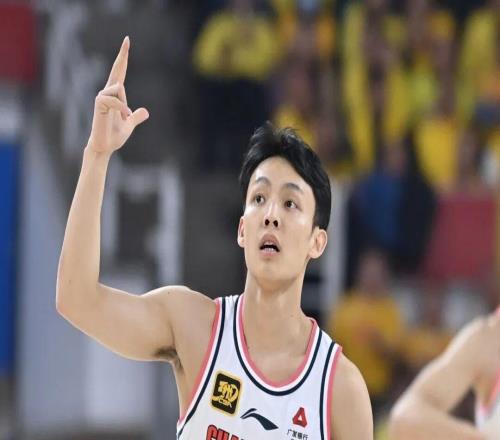 送徐杰、杨鸣签名球衣!“安阳湖橄榄油”携CBA大咖持续宠粉!