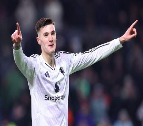 謝什科梅開二度難救主，22爆冷！曼聯3連平，利物浦隔空收禮