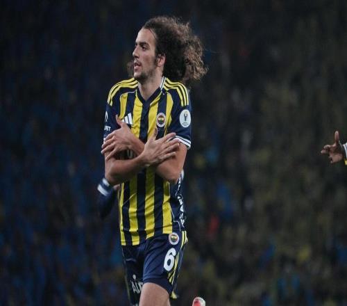 拉齐奥总监:贡多齐就是个麻烦精,他离队是他自己要求的