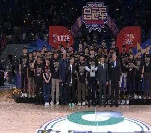 CBA欲與FIBA接軌改為單節(jié)10分鐘引熱議球迷評(píng)論接近一邊倒