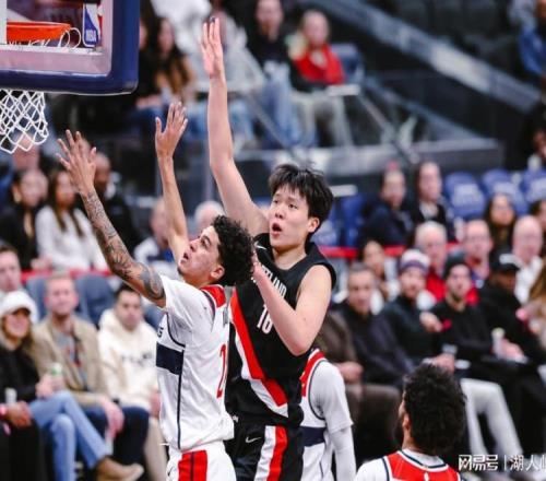 杨瀚森替补6分5板1助攻开拓者不敌奇才,夏普31分失扳平球