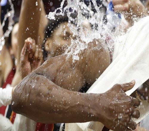 不满,小奥谢杰克逊因阿德巴约打破科比81分纪录而大发雷霆