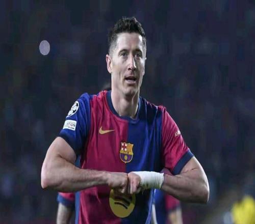 不老的传奇:莱万75球里程碑在进球盛宴中定义永恒