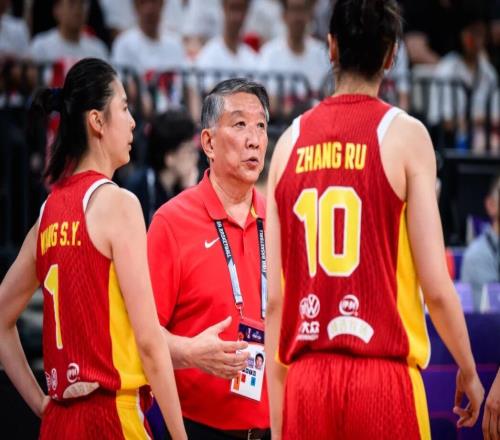 CCTV5直播中国女篮首战非洲劲旅,内线世界顶级宫鲁鸣带队开门红