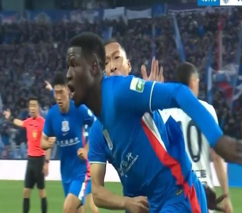 高级货,盖伊中超首秀数据:5次射门3次射正,贡献2球1助