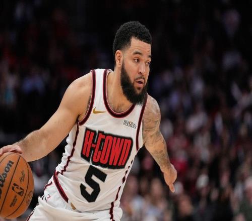 不愿转正戴维森火箭队5控卫人满为患!唯一名额,或改签新中锋