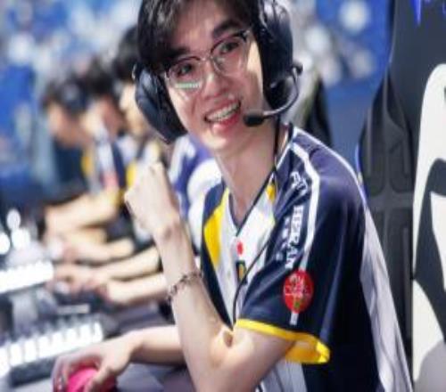 Doggo谈Oner决胜局首选蒙多:我也是这样,训练赛没练过德莱文