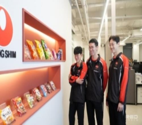 NS曬隊(duì)員參觀照：NsRedForce入職培訓(xùn)結(jié)束