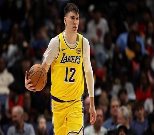 存在感有所下降，湖人鋒線新星沒有辦法長時間保持高水準的表現