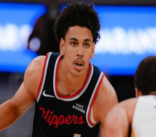 次輪50號(hào)秀生涯之夜！轟20+7彌補(bǔ)哈登空缺拿63萬(wàn)成快船超級(jí)奇兵