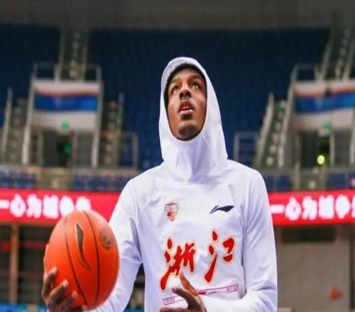正式官宣!CBA顶级外援加盟北控男篮,携手廖三宁,冲击前四