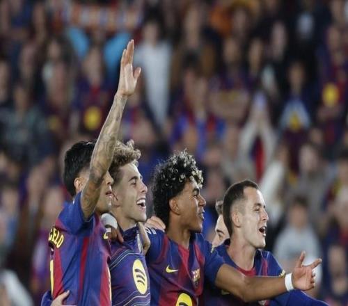 世体：巴萨球员与球迷一同言语讥笑了西班牙人，，，，，，但后者不投诉