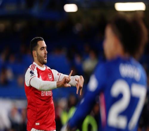 热闻17场不败,5分领跑英超!阿森纳11战平10人切尔西