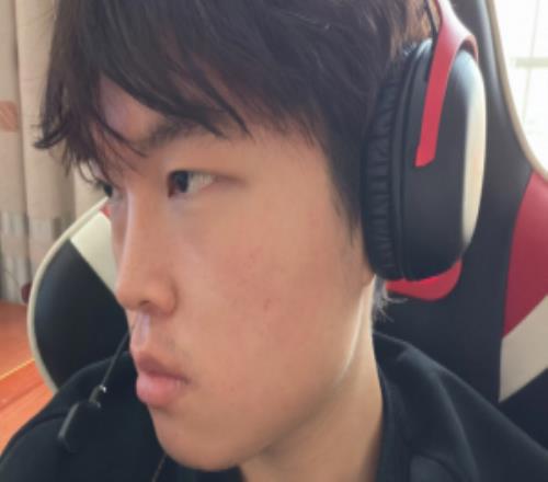 管澤元看Bin自拍照：你別說這么看真挺瘦Bin哥