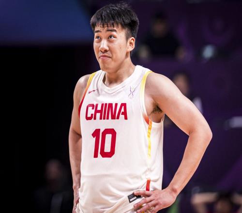 楊瀚森喜訊，崔永熙傷情更新！曾凡博瘋狂增肌，王俊杰沒有退路